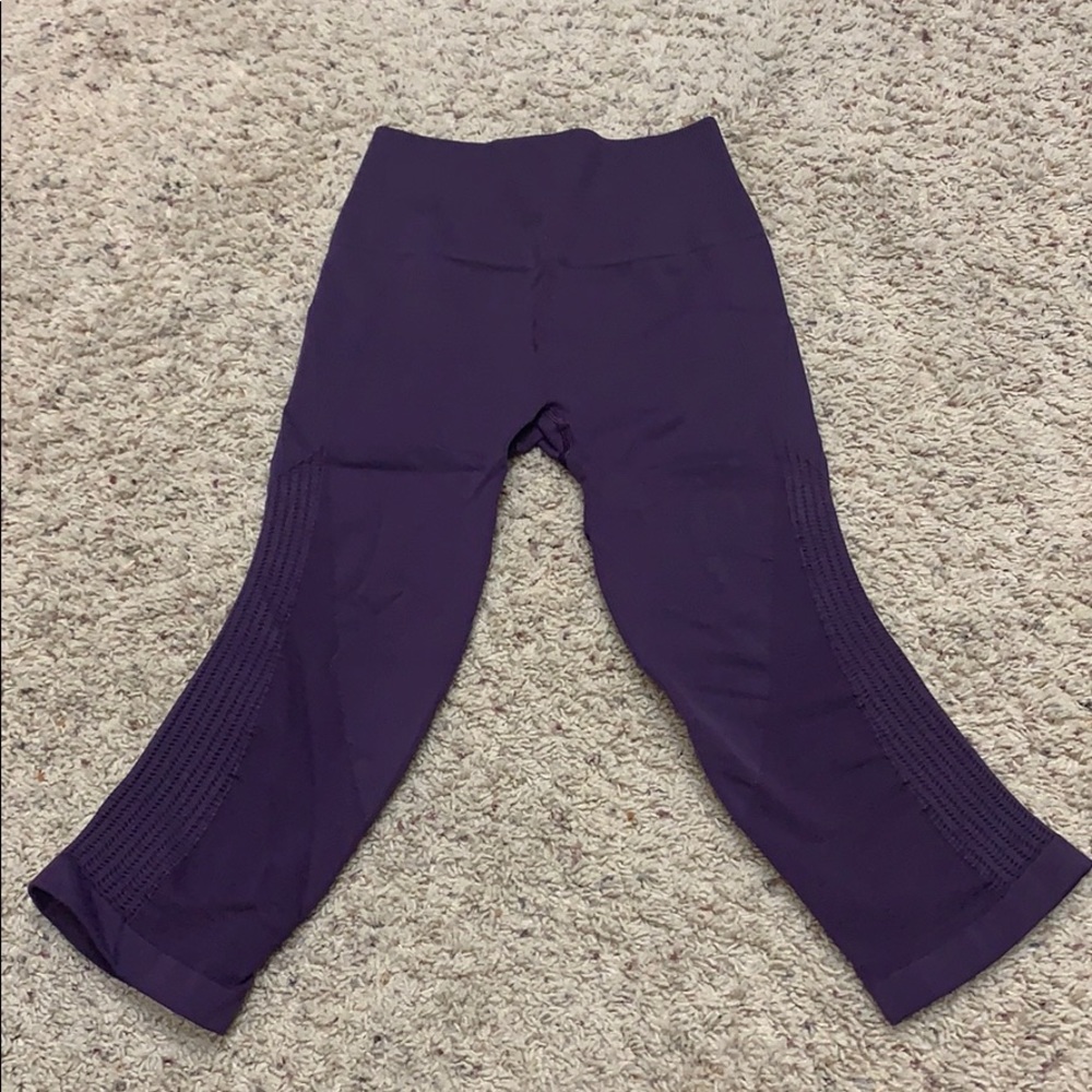 Lululemon Cropped Leggings